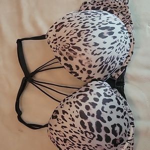 Victoria's Secret push-up up bra